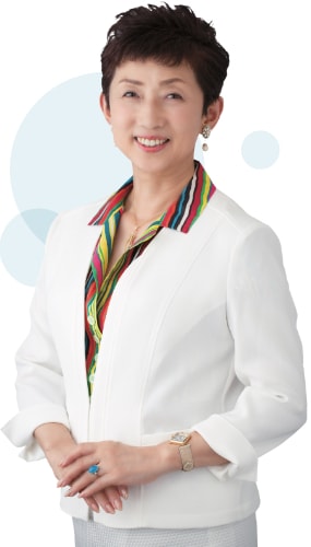 栗栖佳子